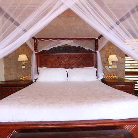 Caille Blanc Villa & Hotel (Adults Only) Mamin Exterior photo